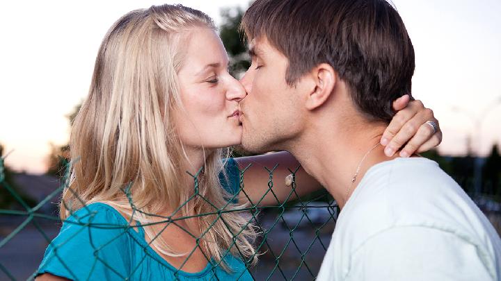 性爱时间长短与性高潮的关系是什么? 关于性爱时间长短与性高潮注意三点 性爱时间长短与性高潮的关系是什么? 关于性爱时间长短与性高潮注意三点