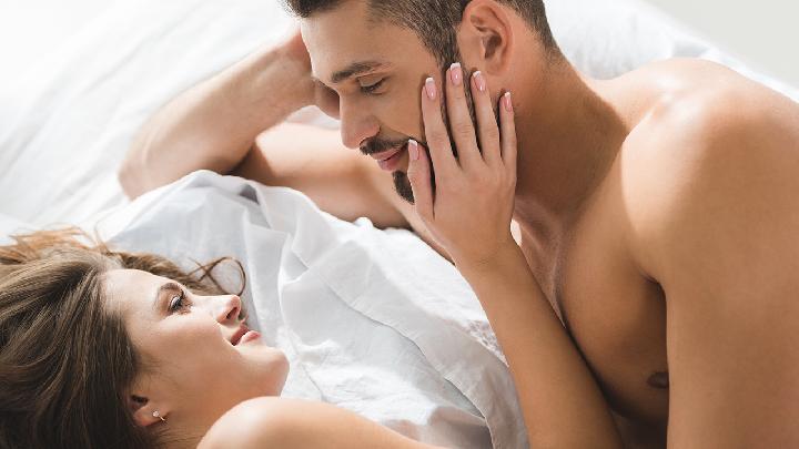 性爱时间过长会影响双方的健康 正常的性交时间是多少