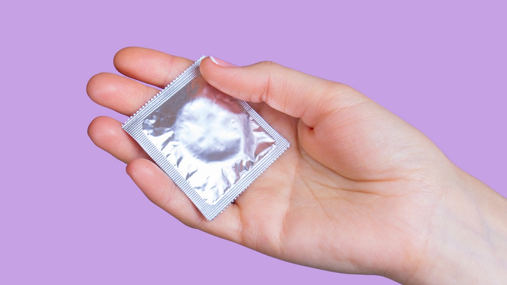 长期使用避孕套的危害有哪些 长期使用避孕套的危害有哪些症状