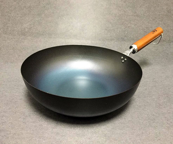 铁锅生锈怎么处理 怎样防止铁锅生锈 铁锅生锈还用来炒菜吗