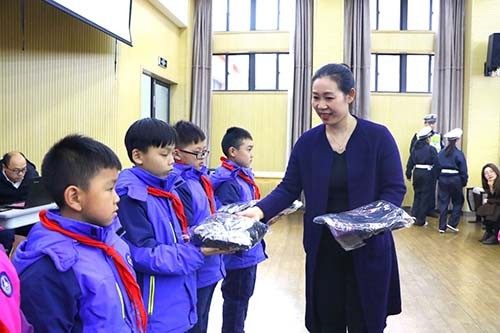 浙江双宇电子科技有限公司联合梅林第二小学成立小交警实践基地
