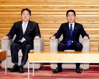 日本外交蓝皮书，在东亚惹是生非！ 日本外交蓝皮书2020