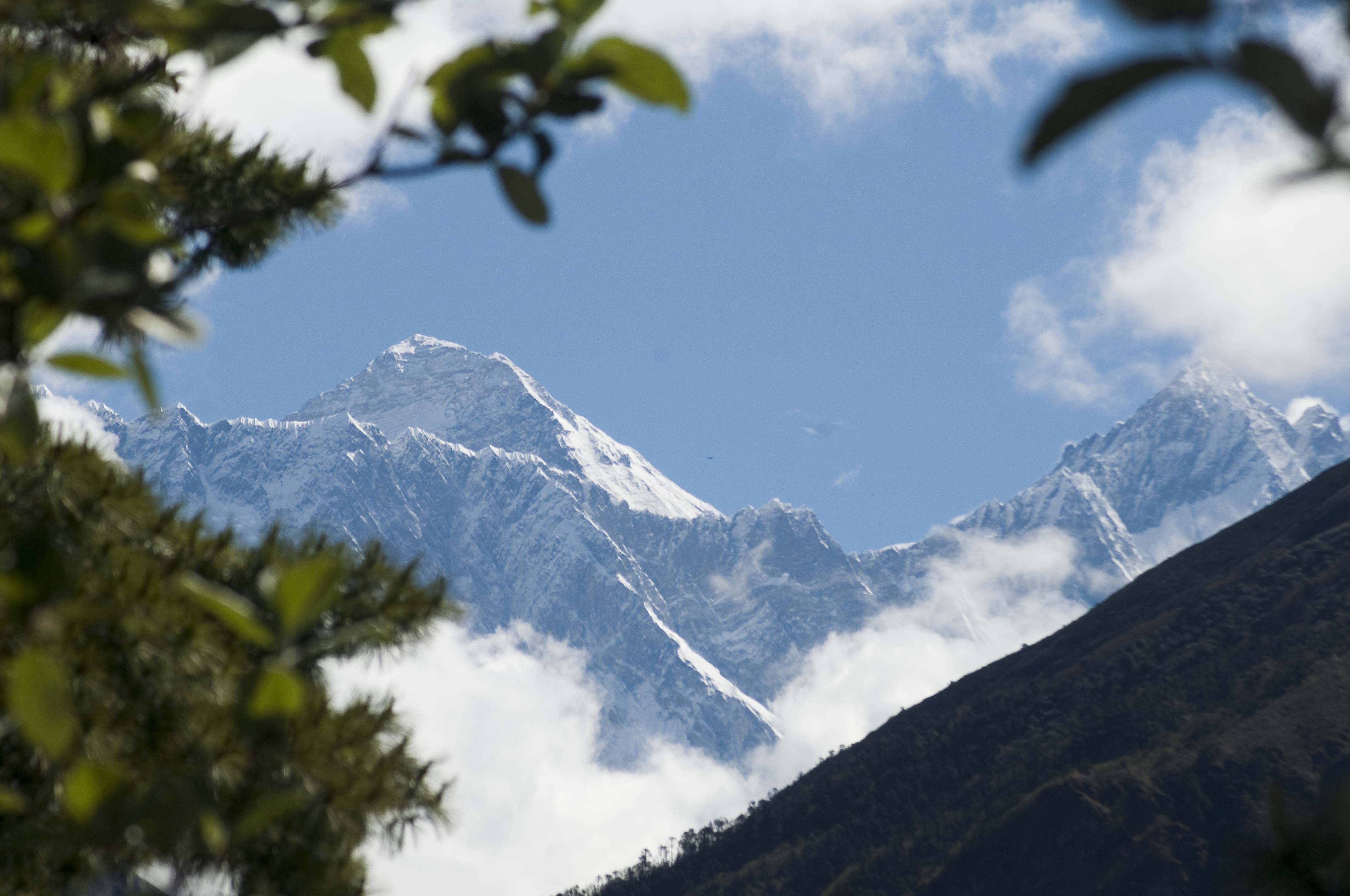 珠峰“最凶险之一”登山季结束（珠峰登峰时间）