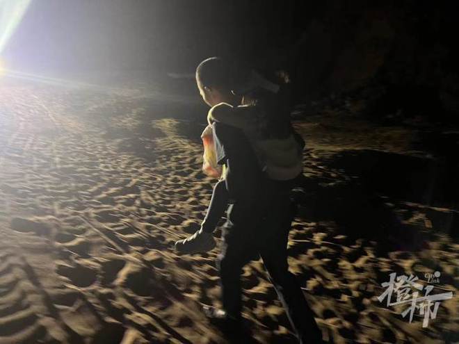 广东一家8口被困青海荒漠，其中4个老人两个孩子，专访当地警方：他们为什么进入“无人区”？怎么被救的？