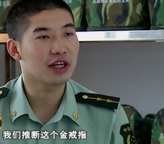 2011年75岁男子睡33岁女人被杀,女:说好给2000,他只给10元杀掉