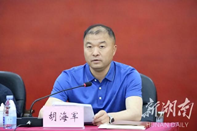 市委秘书长每周赌博5次，抗洪期间仍组牌局，纪委通报